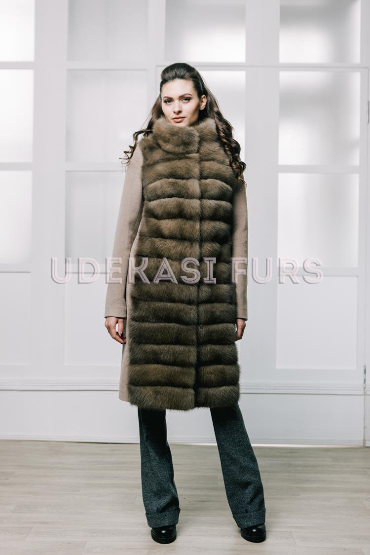 Пальто с мехом куницы лесной тонированной 9007-02 от магазина Udekasi Furs  - #1